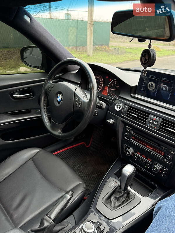 Седан BMW 3 Series 2011 в Днепре