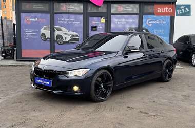 Седан BMW 3 Series 2013 в Виннице