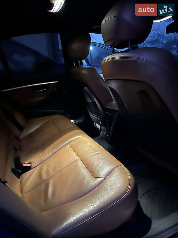 Седан BMW 3 Series 2016 в Тернополе