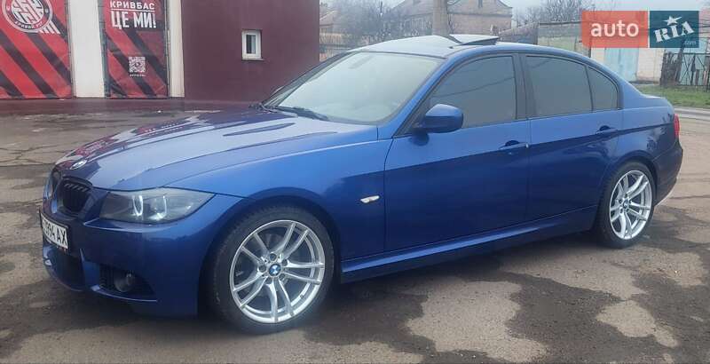 Седан BMW 3 Series 2010 в Кривому Розі