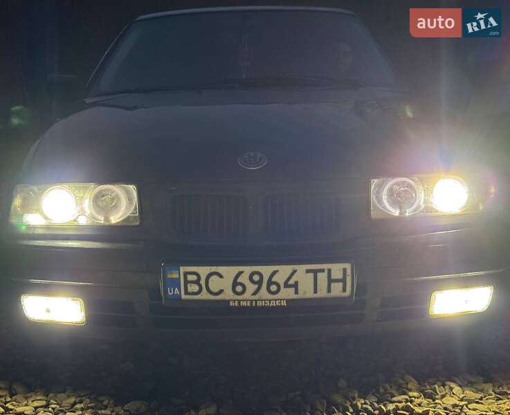 BMW 3 Series 1993