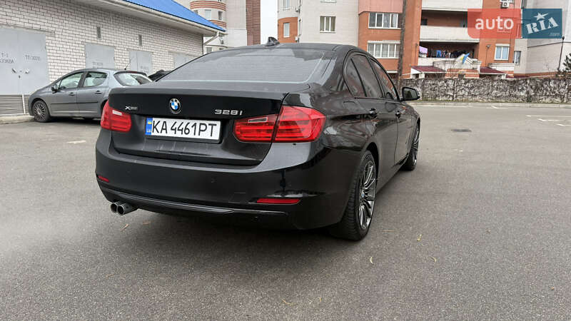 Седан BMW 3 Series 2014 в Києві