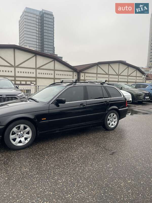 Універсал BMW 3 Series 2001 в Києві
