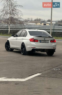 Седан BMW 3 Series 2014 в Днепре