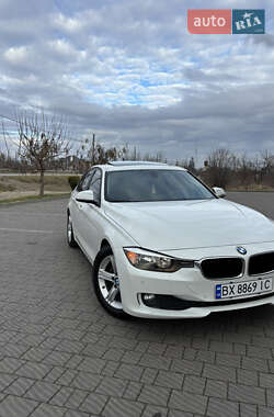 Седан BMW 3 Series 2013 в Львові