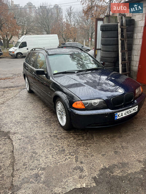 Универсал BMW 3 Series 2001 в Киеве