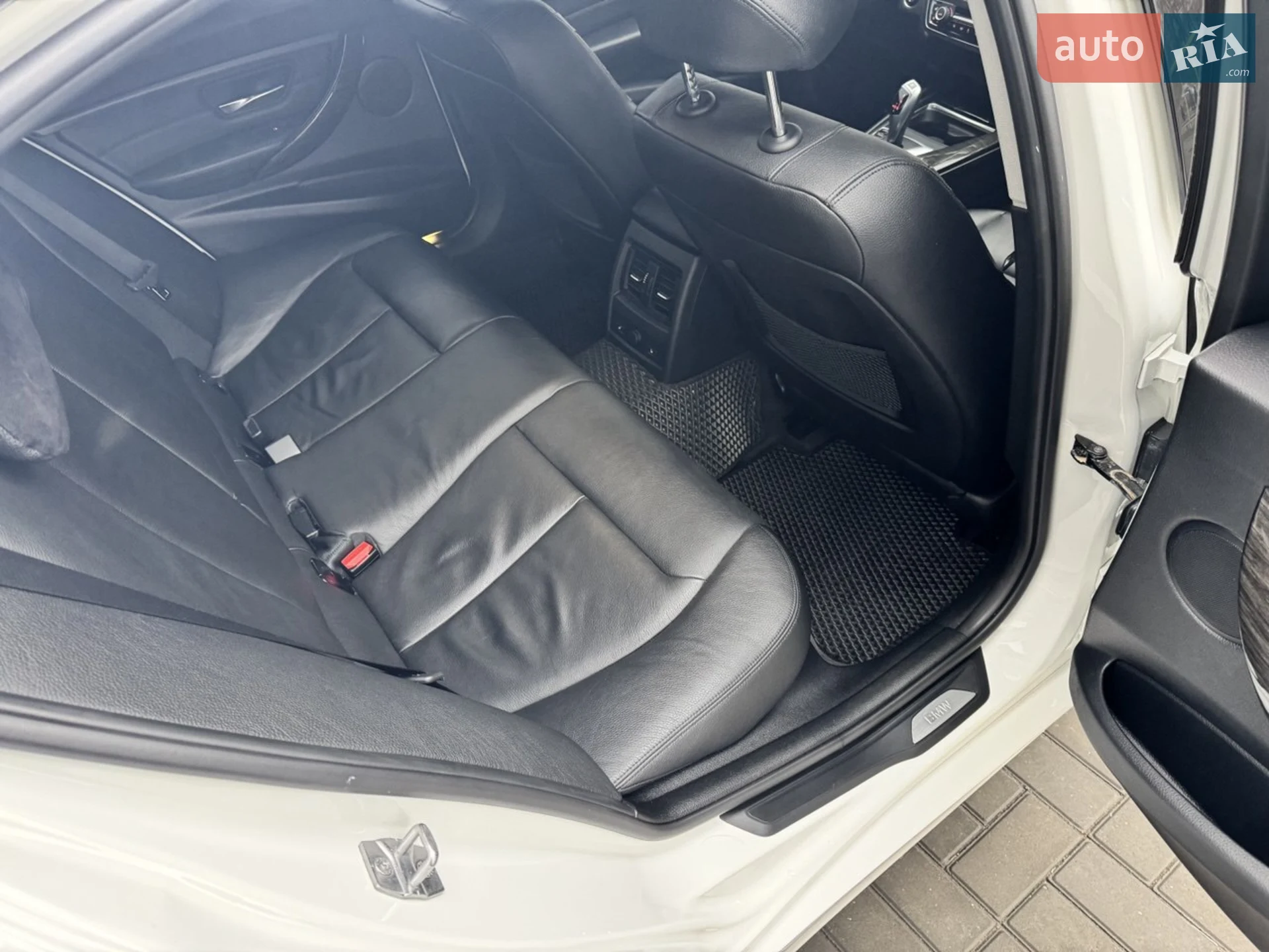 2012 BMW 3er - мініатюра 20