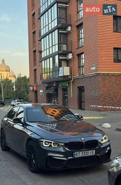 Седан BMW 3 Series 2017 в Калуше