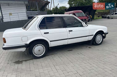 Седан BMW 3 Series 1986 в Городенці
