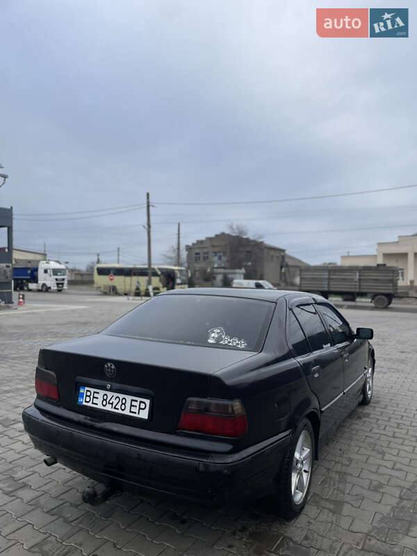 Седан BMW 3 Series 1994 в Николаеве фото 5 Седан BMW 3 Series 1994 в Николаеве