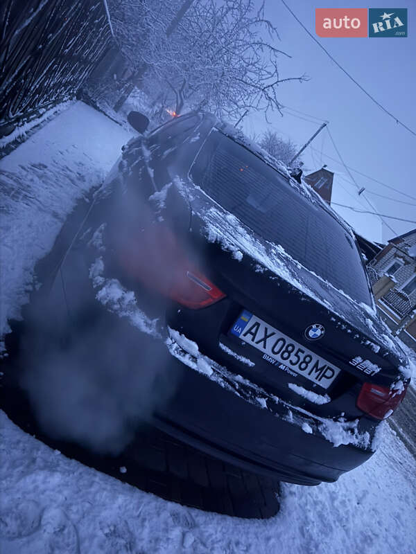 Седан BMW 3 Series 2010 в Валках