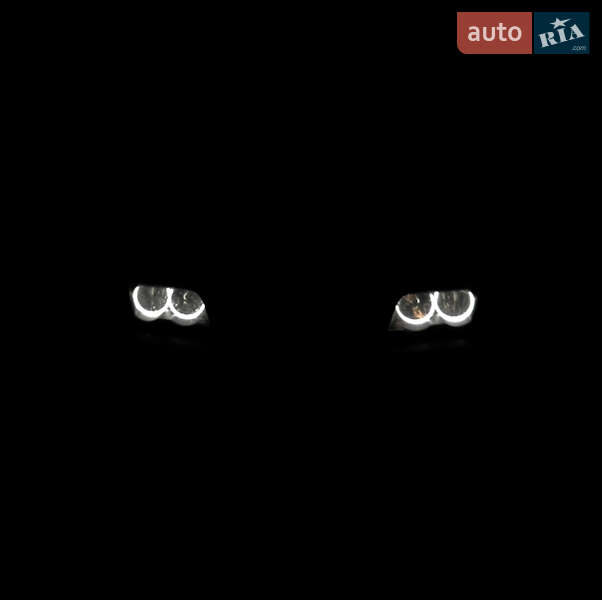 Седан BMW 3 Series 2000 в Черновцах