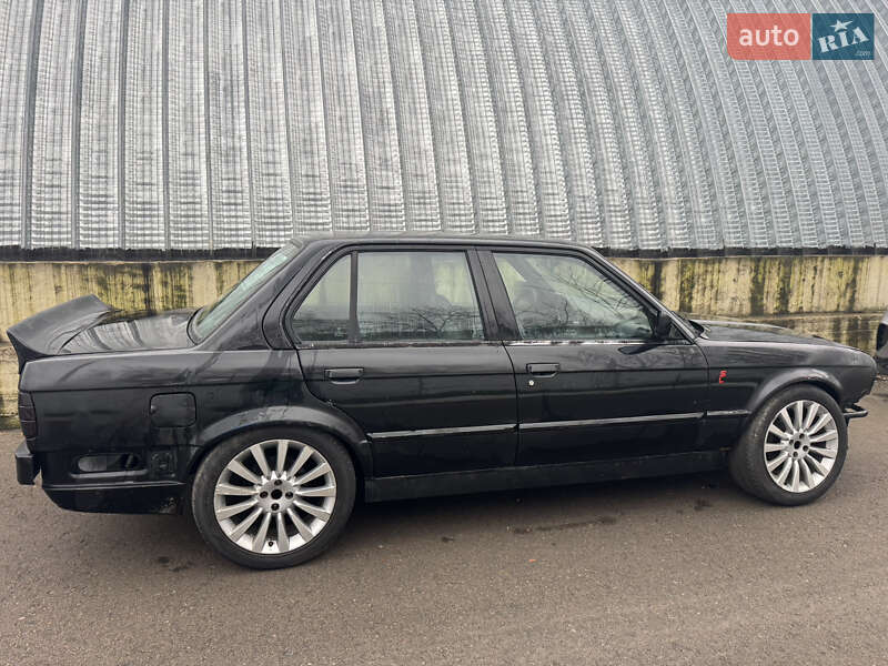 Седан BMW 3 Series 1986 в Києві