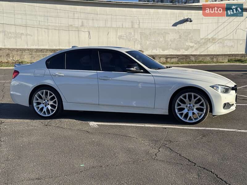 Седан BMW 3 Series 2012 в Іршаві фото 5 Седан BMW 3 Series 2012 в Іршаві