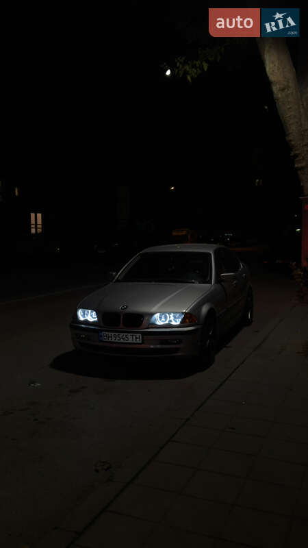 Седан BMW 3 Series 2000 в Одесі