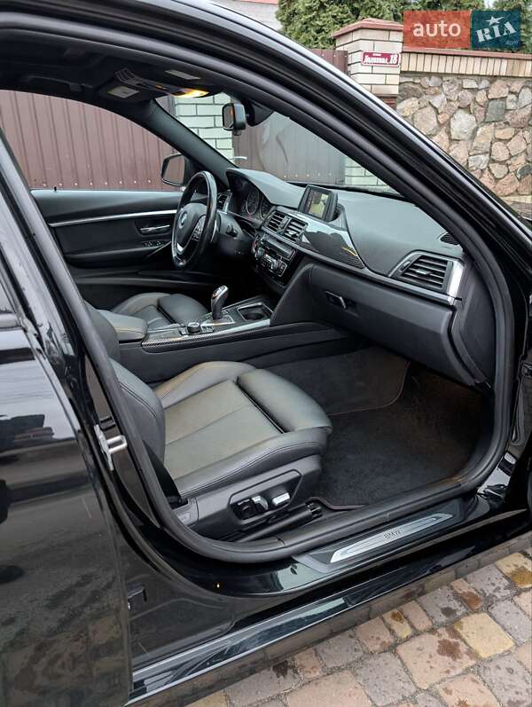 Седан BMW 3 Series 2018 в Києві
