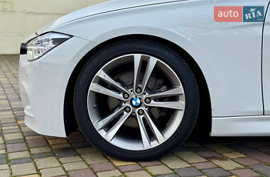 Седан BMW 3 Series 2016 в Дніпрі