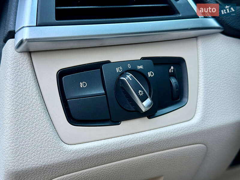 Седан BMW 3 Series 2016 в Днепре