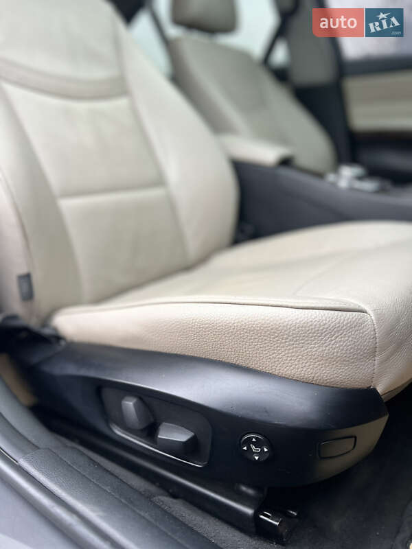 Седан BMW 3 Series 2010 в Запорожье фото 14 Седан BMW 3 Series 2010 в Запорожье