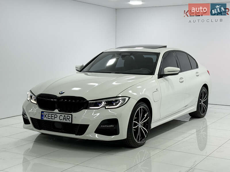 Седан BMW 3 Series 2020 в Одессе