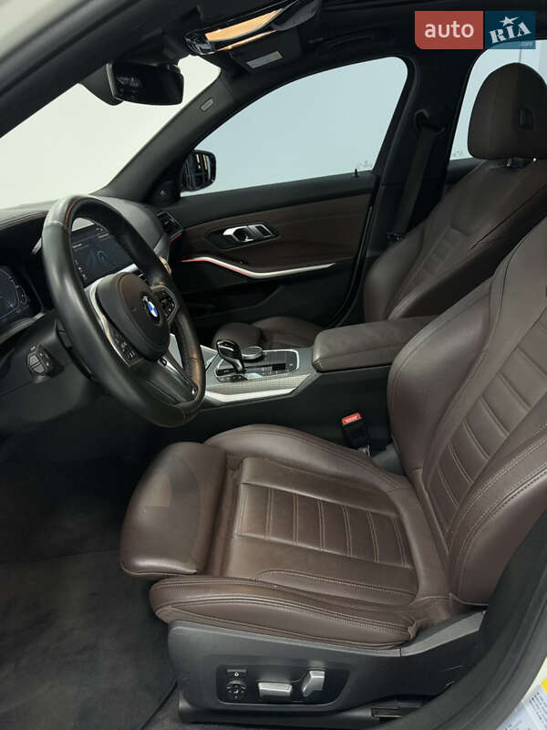 Седан BMW 3 Series 2020 в Одессе