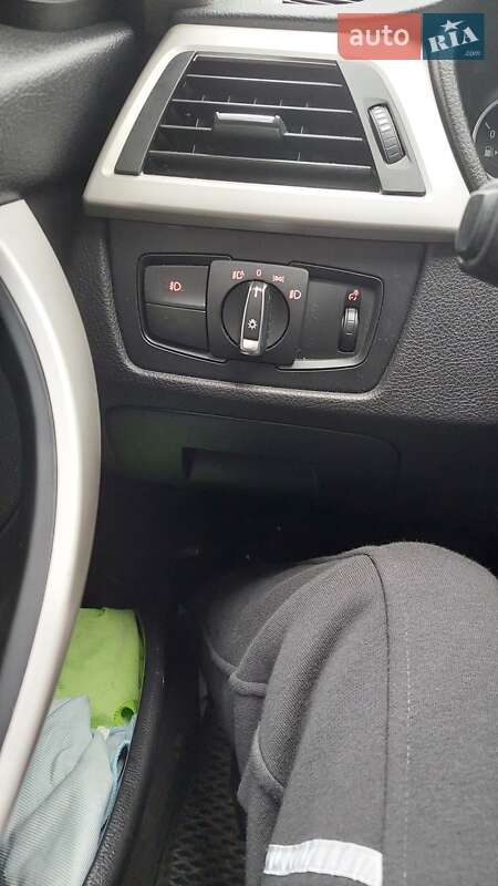 Седан BMW 3 Series 2013 в Тернополі фото 2 Седан BMW 3 Series 2013 в Тернополі