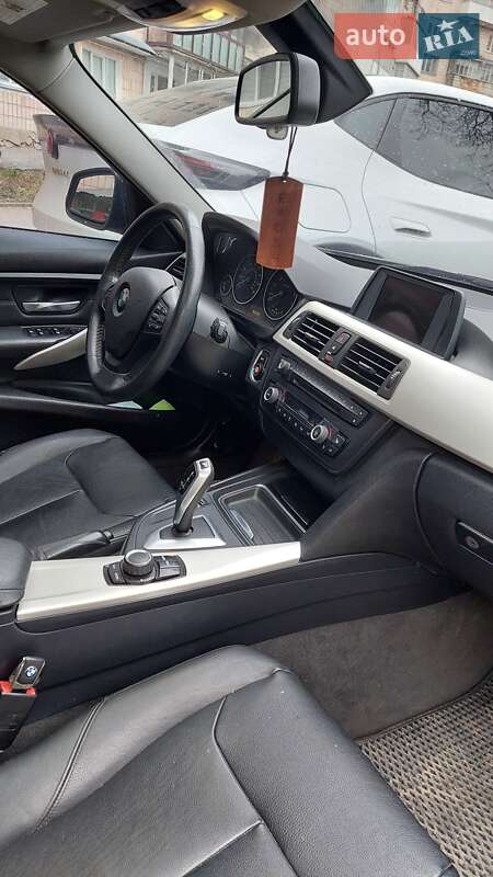 Седан BMW 3 Series 2013 в Тернополі фото 11 Седан BMW 3 Series 2013 в Тернополі