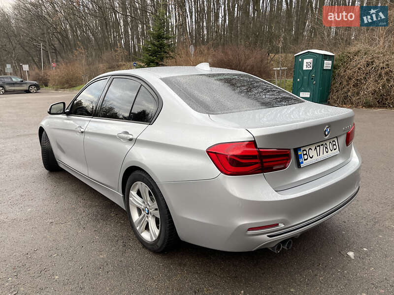 Седан BMW 3 Series 2015 в Львові
