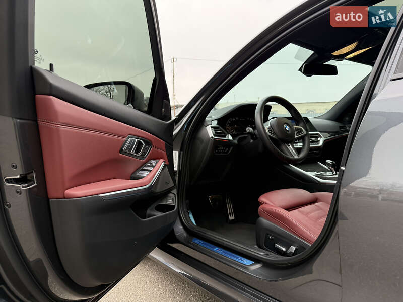 Седан BMW 3 Series 2022 в Харькове