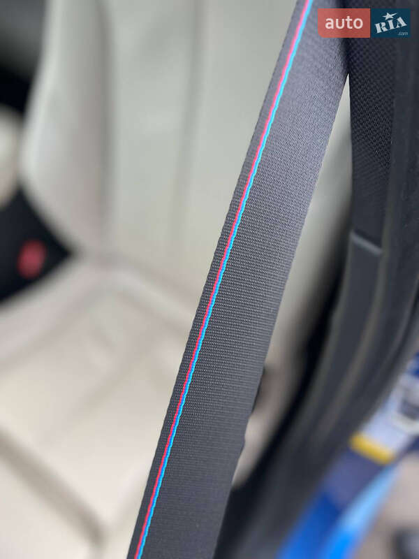 Седан BMW 3 Series 2015 в Харкові