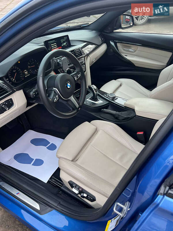 Седан BMW 3 Series 2015 в Харкові