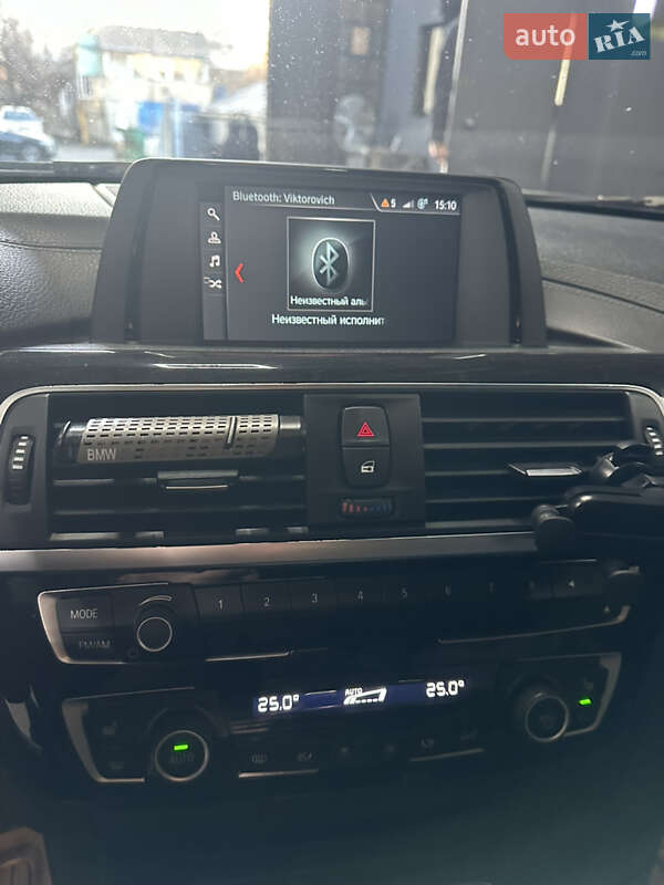 Седан BMW 3 Series 2017 в Киеве