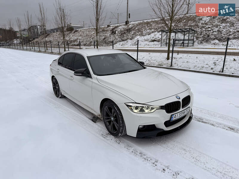 BMW 3 Series 2017