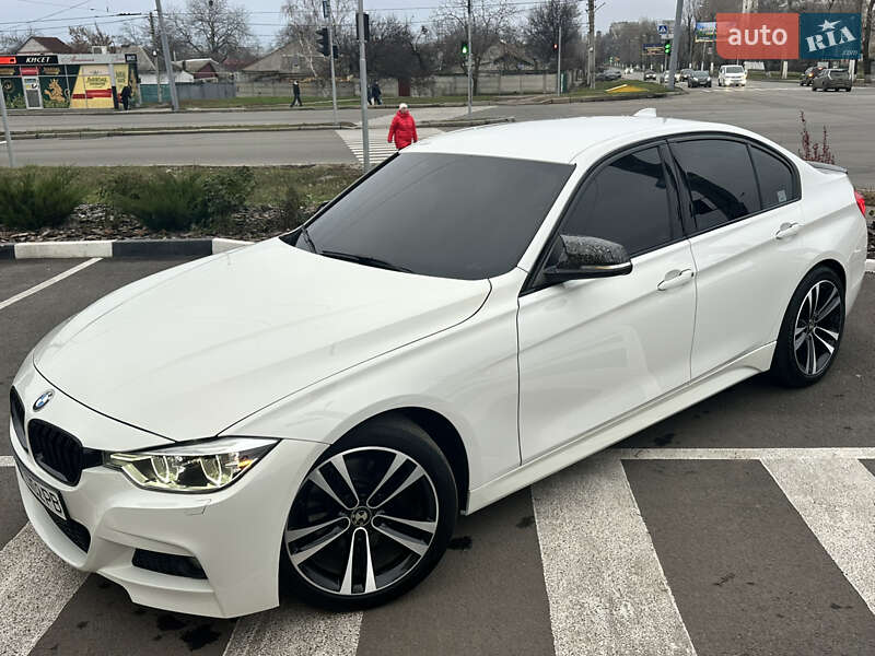 Седан BMW 3 Series 2017 в Харкові