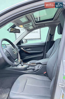 Седан BMW 3 Series 2016 в Хмельницькому