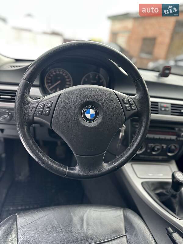 Універсал BMW 3 Series 2008 в Валках