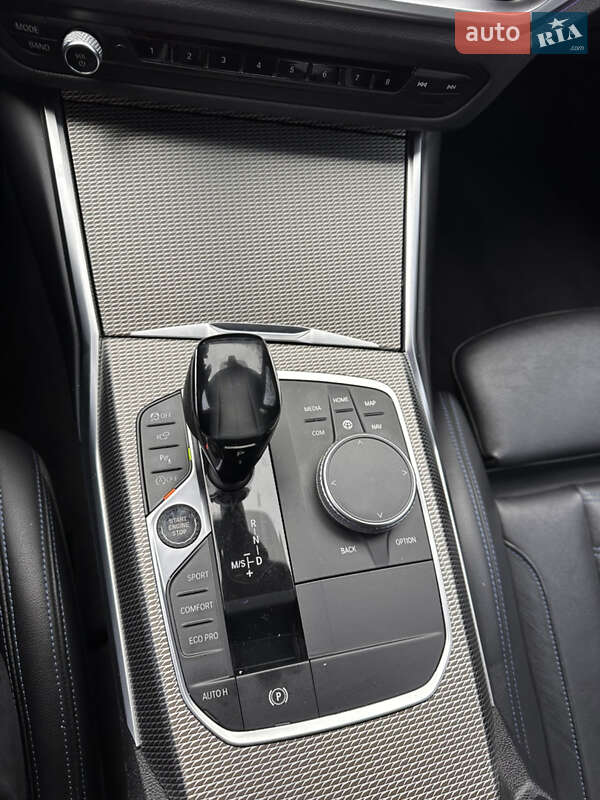 Седан BMW 3 Series 2018 в Одесі