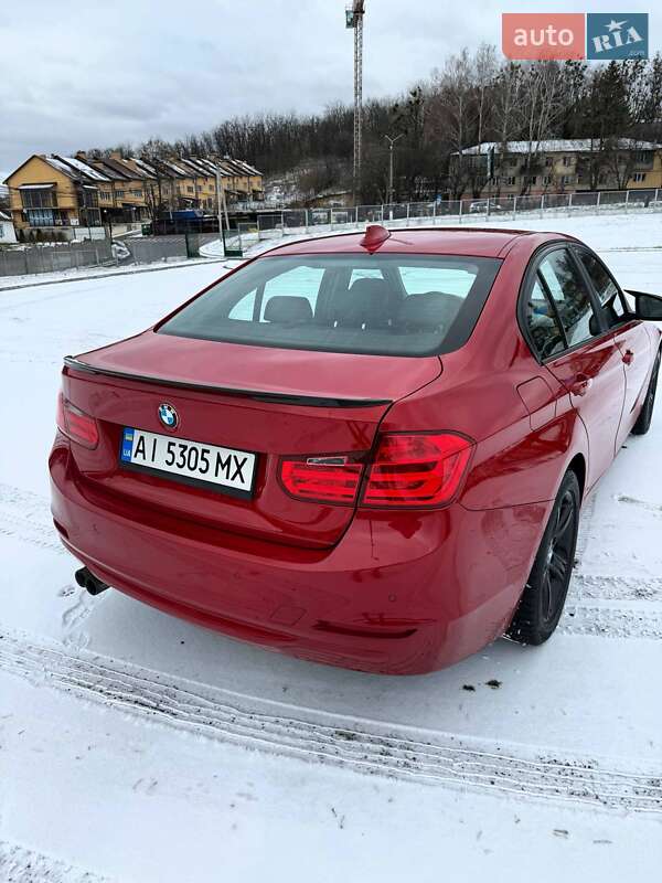 Седан BMW 3 Series 2015 в Обухове