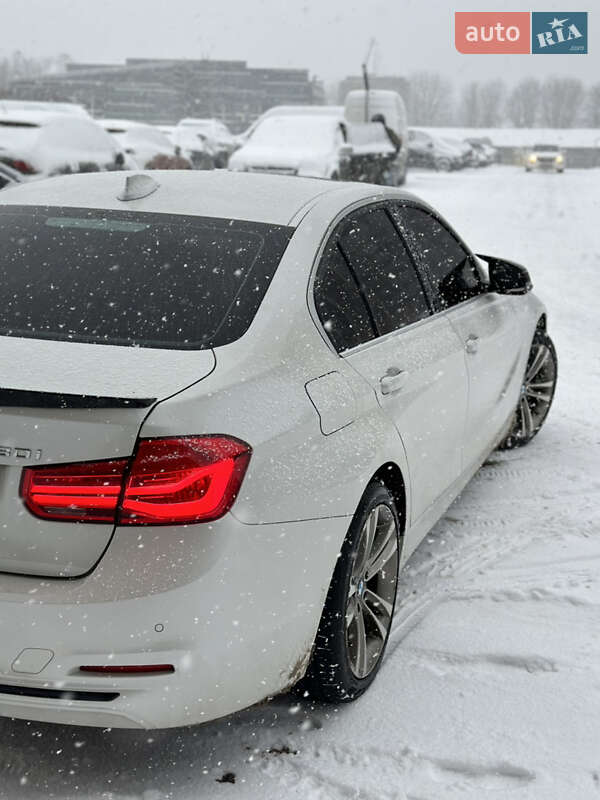 Седан BMW 3 Series 2016 в Житомирі