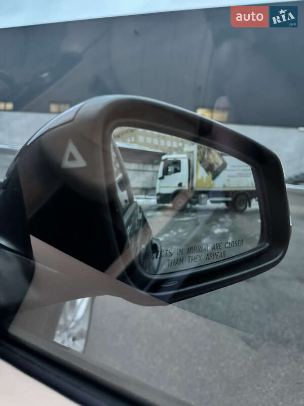 Седан BMW 3 Series 2012 в Киеве