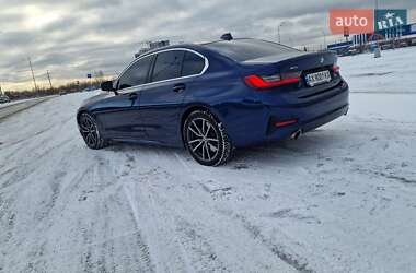 Седан BMW 3 Series 2019 в Киеве