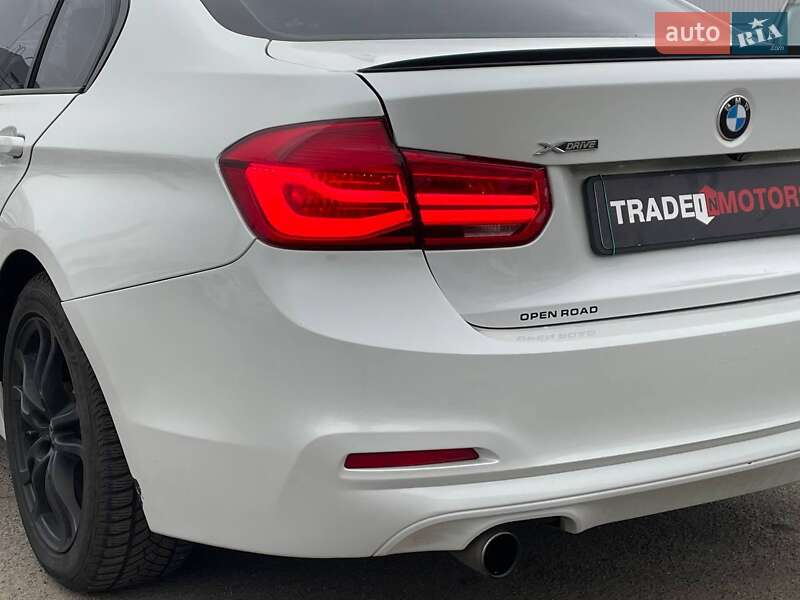 Седан BMW 3 Series 2017 в Киеве