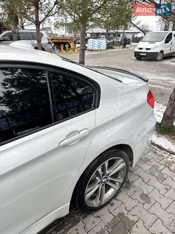 Седан BMW 3 Series 2015 в Ровно фото 6 Седан BMW 3 Series 2015 в Ровно