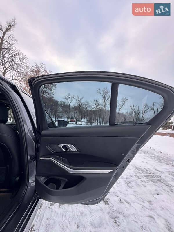 Седан BMW 3 Series 2022 в Киеве фото 77 Седан BMW 3 Series 2022 в Киеве