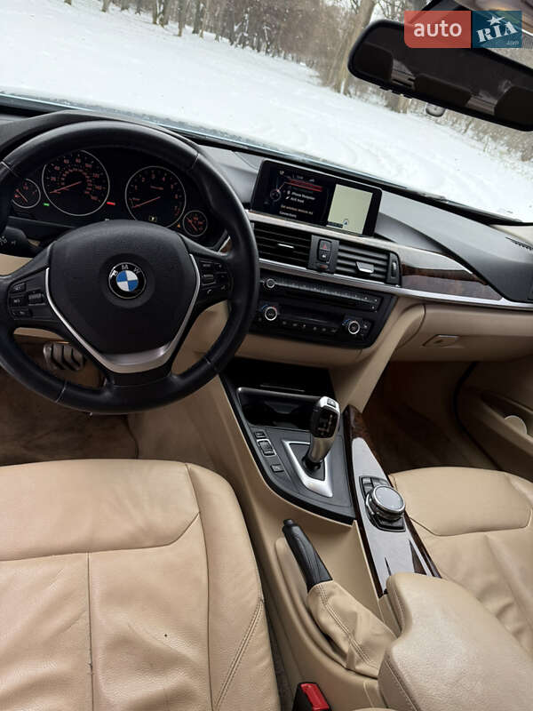 Седан BMW 3 Series 2013 в Києві