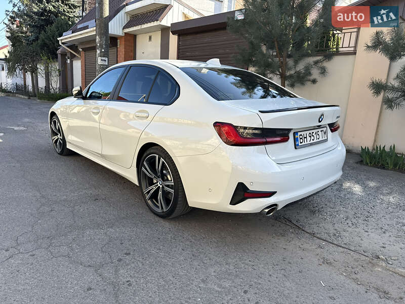Седан BMW 3 Series 2020 в Одесі