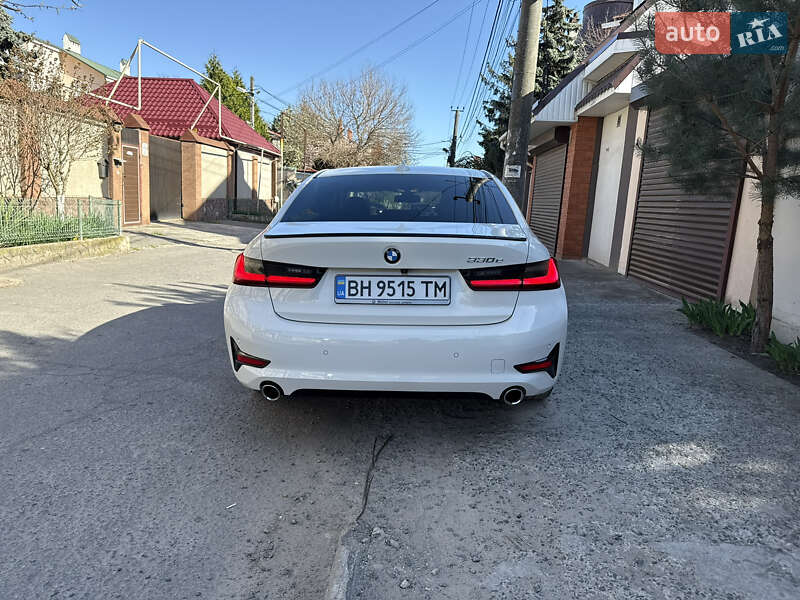 Седан BMW 3 Series 2020 в Одесі