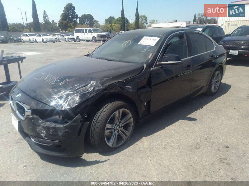 Седан BMW 3 Series 2017 в Киеве