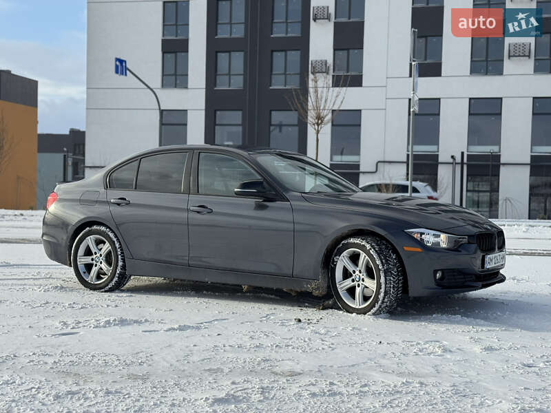 Седан BMW 3 Series 2015 в Рівному
