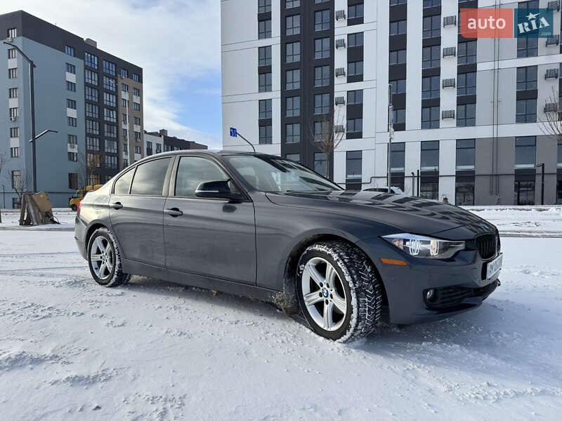 Седан BMW 3 Series 2015 в Рівному
